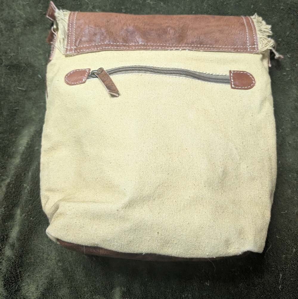 Clea Ray Shoulder Bag - Picture 8 of 8